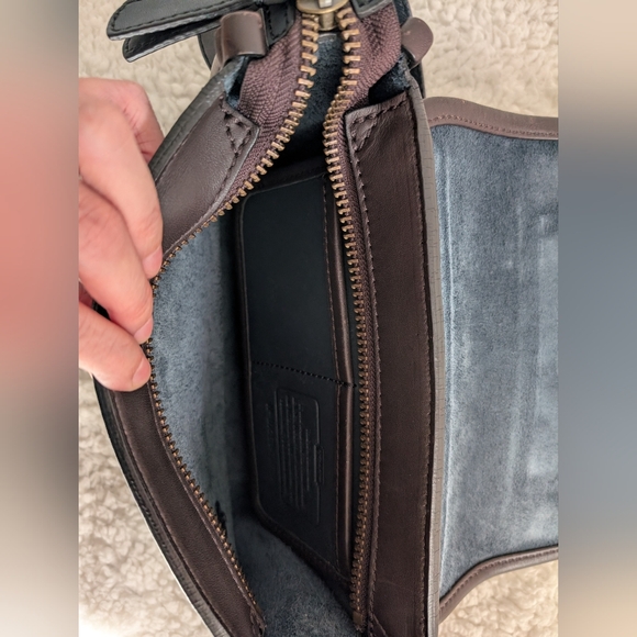 Coach Leather Crossbody Bag 70722 - Picture 10 of 17